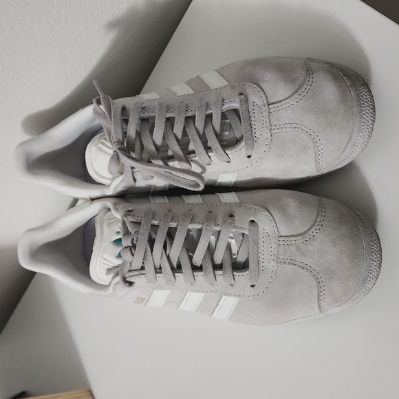 Womens Gazelle - Picture 3 of 5